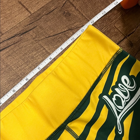 Xlusion Vibrant Green and Yellow Green Bay Football Leggings Size S - Picture 8 of 10